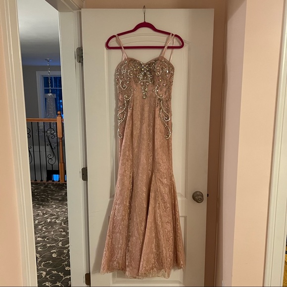 Faviana Light Pink Diamond Embellished Strapless Sweetheart Mermaid Gown